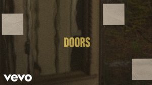 Noah Kahan’s “Doors” Faces the Fear of Letting Love In